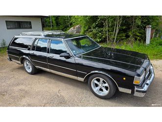 hieno museorek 8 paikkanen chevy