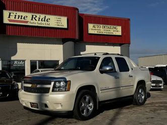 2013 chevrolet avalanche ltz crew cab 4x4 **fully loaded**
