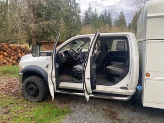 2012 ram 5500 4x4 chipper truck