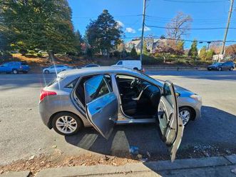 2014 hyundai elantra gt wagon..runs great, clean title