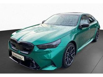 bmw m5 limusine automatik, 2025 god.