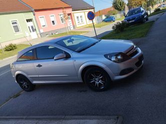 prodaje se opel astra gtc