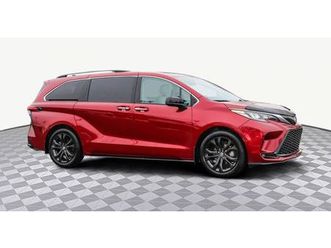 2023 toyota sienna xse