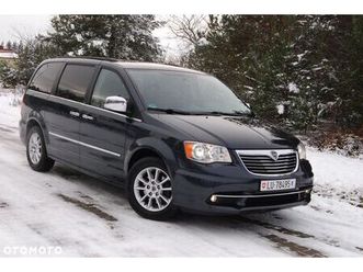 lancia voyager 3.6 platinum