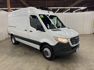 2019 freightliner sprinter 2500 diesel high roof cargo van