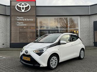 toyota aygo x-play cabrio nl-auto all-season airco bluetooth camera el-ramen/spiegels