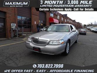 used 2007 lincoln town car signature