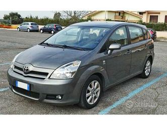 toyota corolla verso 1.8 vvti 16v sol - versatile