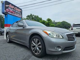 2012 infiniti m37x