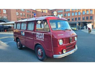 alfa romeo f12 feuerwehr/rotes kreuz