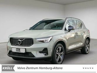 volvo xc40 t2 2wd plus dark, pano, kamera uvm.