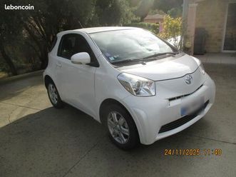 toyota iq vvti etat neuf 68000kms