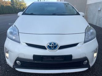prius 1.8 16v plug-in hybrid sol premium