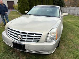 2007 cadillac dts luxury ii 4door only 73.000 miles