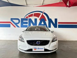 volvo v40 t3 kinetic 2016 - 1.5 gasolina - automático - completo