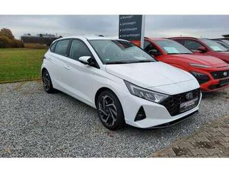 1.0 tgdi 6-mt intro edition led/shz/dab/kamera