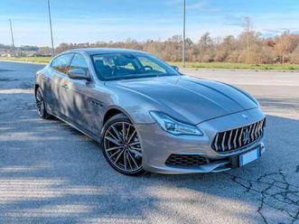 quattroporte 3.0 v6 granlusso q4 430cv