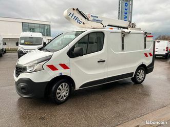 renault trafic nacelle