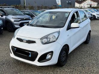 kia picanto 1.0 essence 69 cv 2014 137 000 km