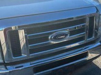 2010 ford e350 super duty xl