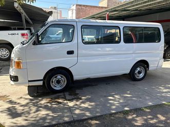 nissan urvan 12 pasajeros