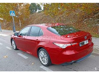 toyota camry 2.5 220h advance