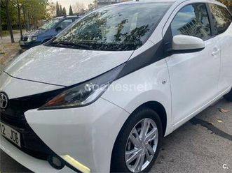 toyota aygo 1.0 70 xplay