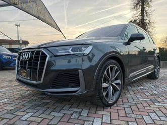 audi q7 3.0 tdi s-line plus 7 posti