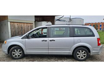 grand voy. 2.8crd touring