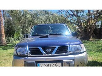 1998 nissan patrol gr td 6 2.8 intercooler 7 passenger a vendre