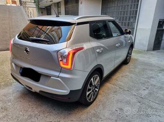 ssangyong tivoli gpl di serie