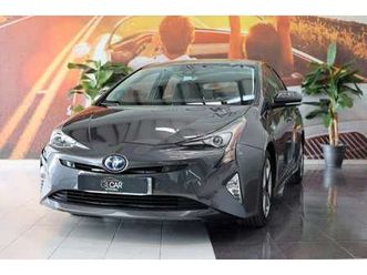 berlina automático de 5 puertas