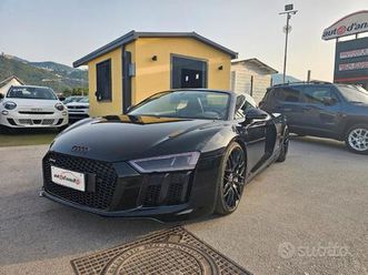 audi r8 spyder 5.2 540cv quattro carboceramica