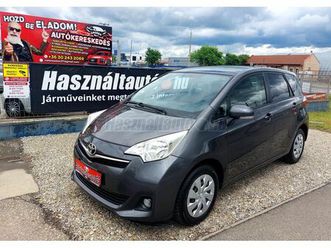 toyota verso-s verso s 1.33 vvt-i dual life-panorámatető-klíma-navigáció-téli-nyári garnitúra