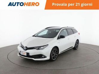 toyota auris touring sports 1.8 hybrid black edition