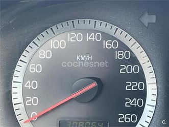 volvo xc70 d5 kinetic