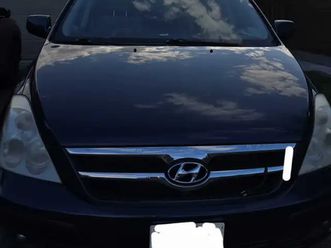 2007 hyundai entourage