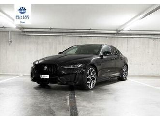 jaguar xe 2.0 t 300 sport awd