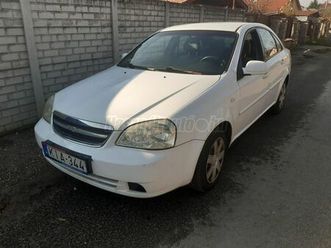 chevrolet lacetti sedan 1.4 16v plus klímás!magyarországi.garantált km futású!