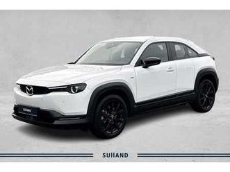 exclusive | carplay | kamera | app | adaptiv cruise