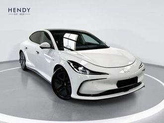 75kwh standard range saloon auto 5dr