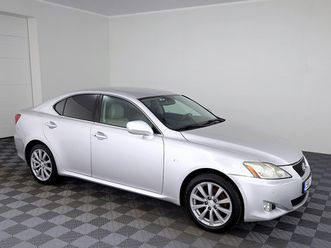lexus is 220 luxury 2.2 d-4d 130kw