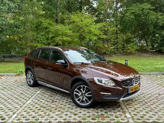 volvo v60 cross country 2.0 t5 polar+