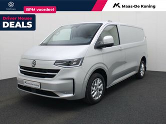 volkswagen transporter 2.0 tdi 170pk dsg bulli l1 · camera · apple/android car play · tussenschot · voorruit verwarming · 17'' inch · garantie t/m 26-12-2028 of