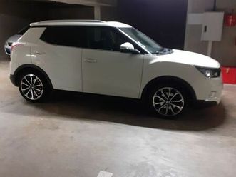 ssangyong tivoli 160 e-xdi 115 2wd luxury