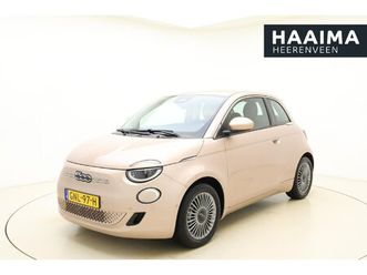 fiat 500 3+1 urban 24 kwh | climate control | camera | navigatie | lichtmetalen velgen | parkeersensoren voor en achter | dab radio | cruise control | bluetooth