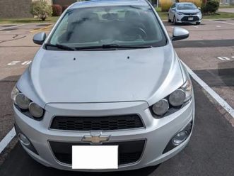 2015 chevrolet sonic lt – sunroof, heated seats, new tires
