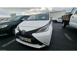 toyota aygo x março/15