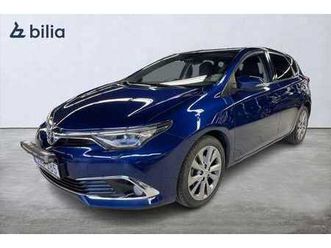 auris 1,2t 5-d manuell executive