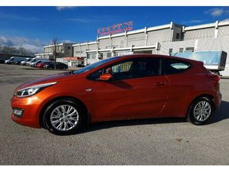 kia ceed 1,4 eco dyinamic***servisna knjiga**reg.10/2026***park. senz., 2013 god.